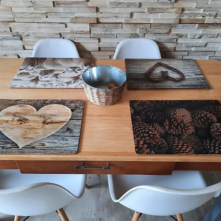 La Petite Foret 1700 * 샴루스